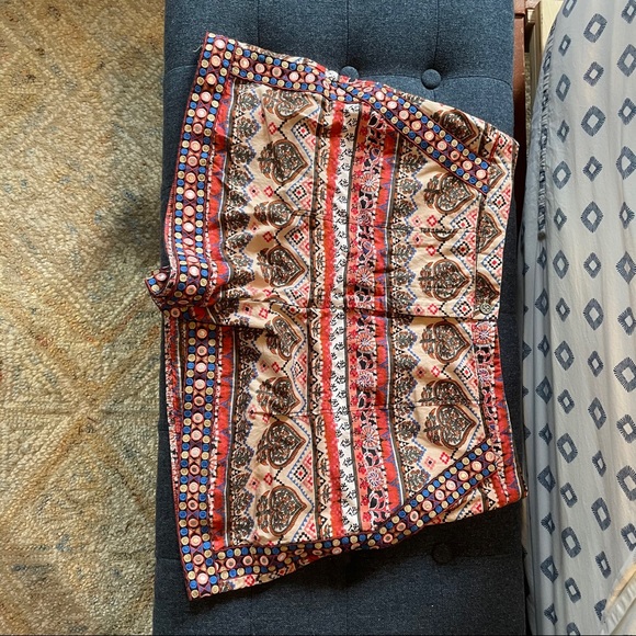 Patterned shorts - Picture 2 of 4